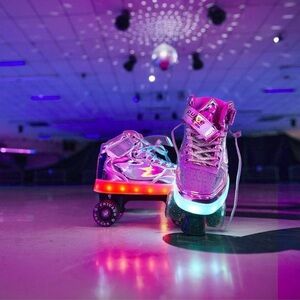 Pulse Light-Up pink Roller Skates
Chicago Skates, ECU